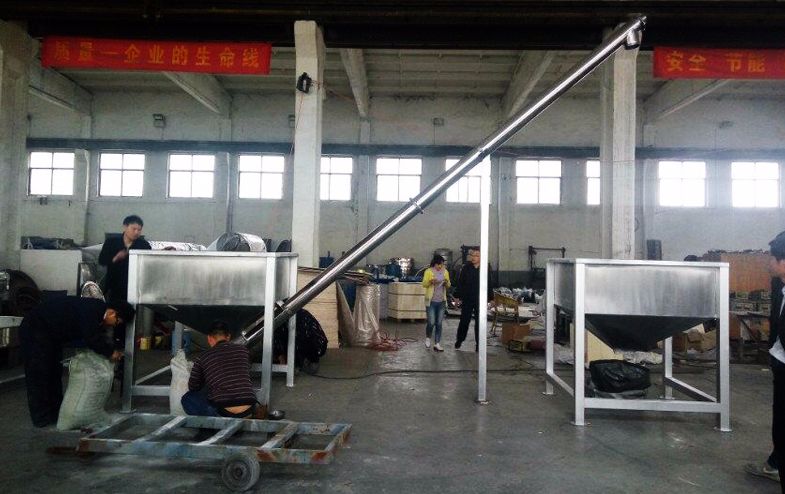 傾斜式絞龍輸送機